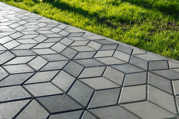 Best Driveway Resurfacing Services in Lindenhurst, IL